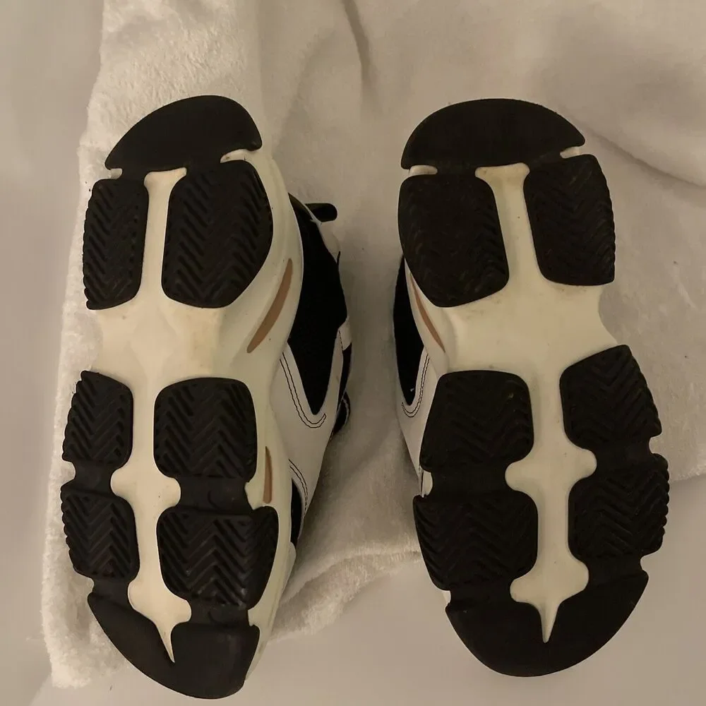 Steve Madden Possession Black white Tan women's Fashion sneaker Shoes Size 7.5M